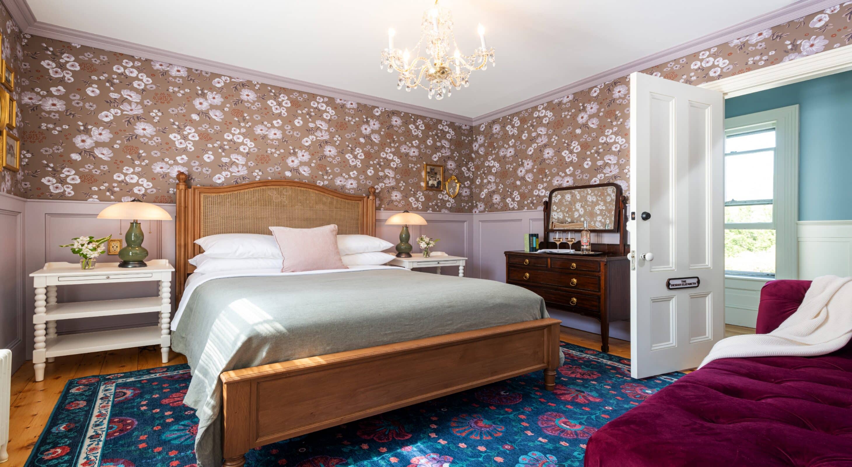 Queen room offering exceptional Searsport, Maine accommodations